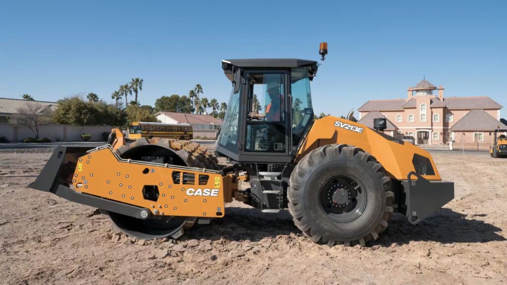 SOIL COMPACTOR SV213E