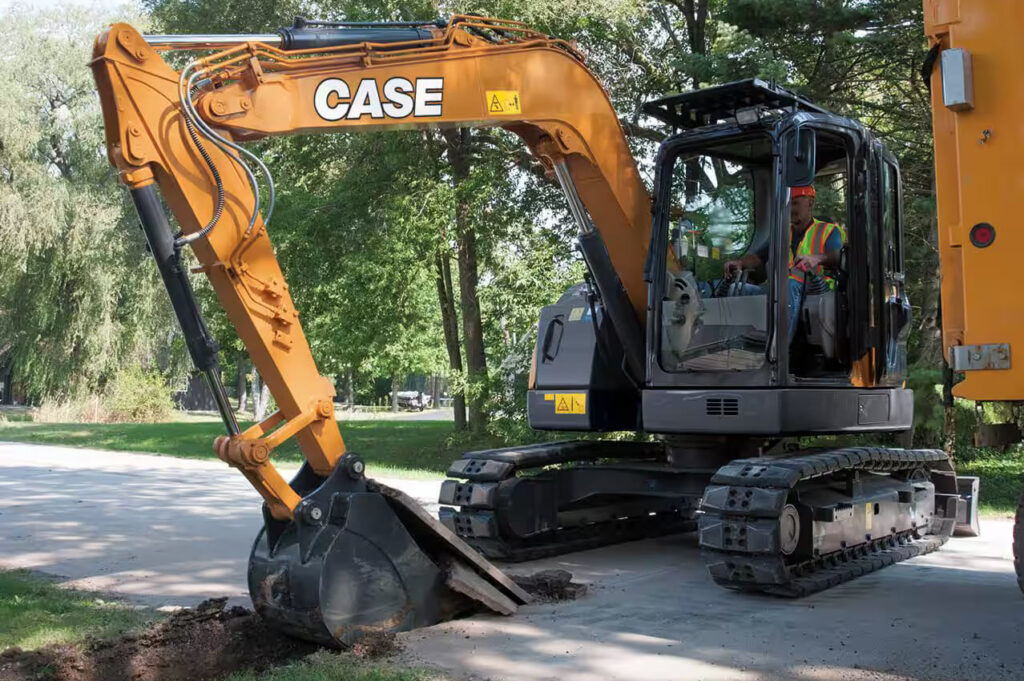 MIDI EXCAVATOR CX75C SR