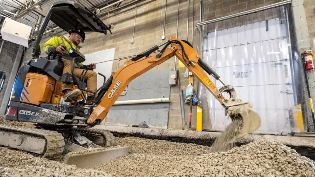 MINI EXCAVATOR CX15EV