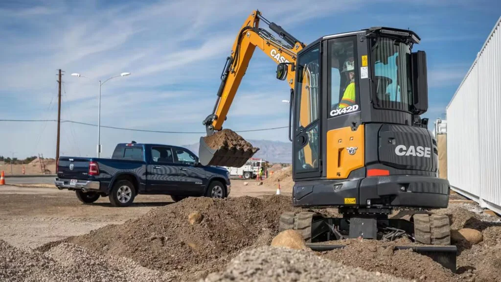 MINI EXCAVATOR CX42D