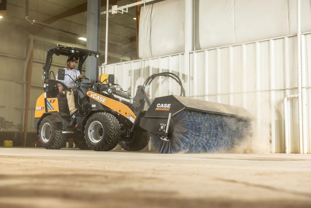 Petite chargeuse articulée SL22EV