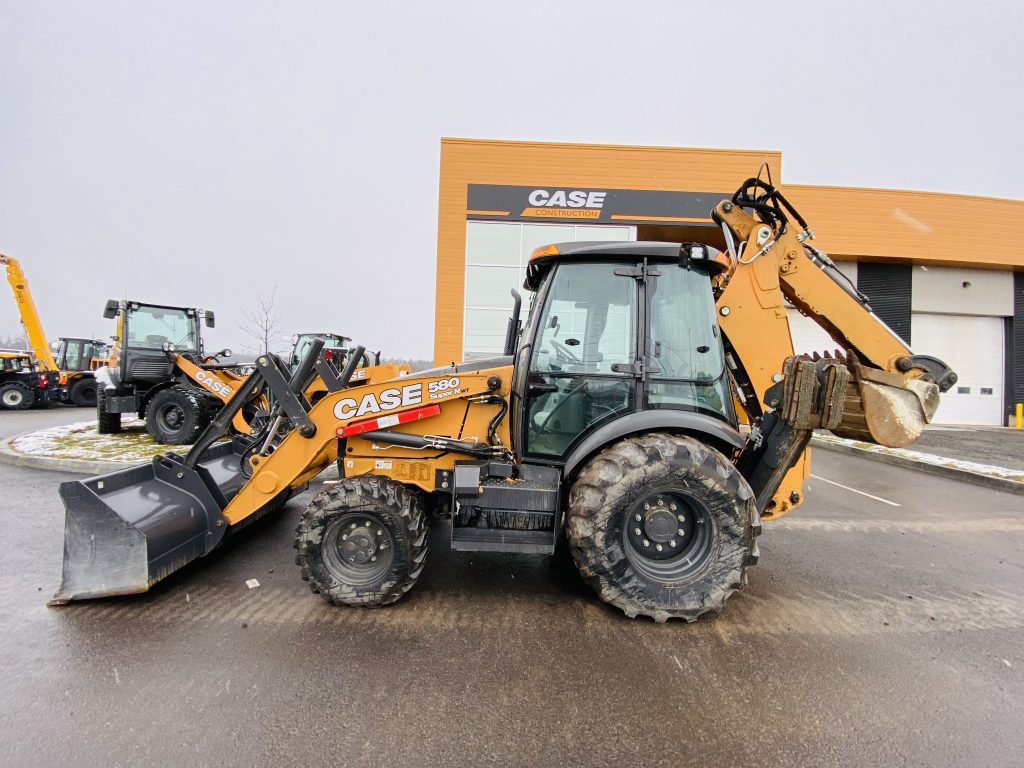 2023 CASE 580SN WT EQ0043407 LÉVIS