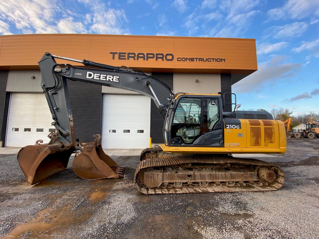 Construction 2020 DEERE 210G LC EQ0035869 ESTRIE