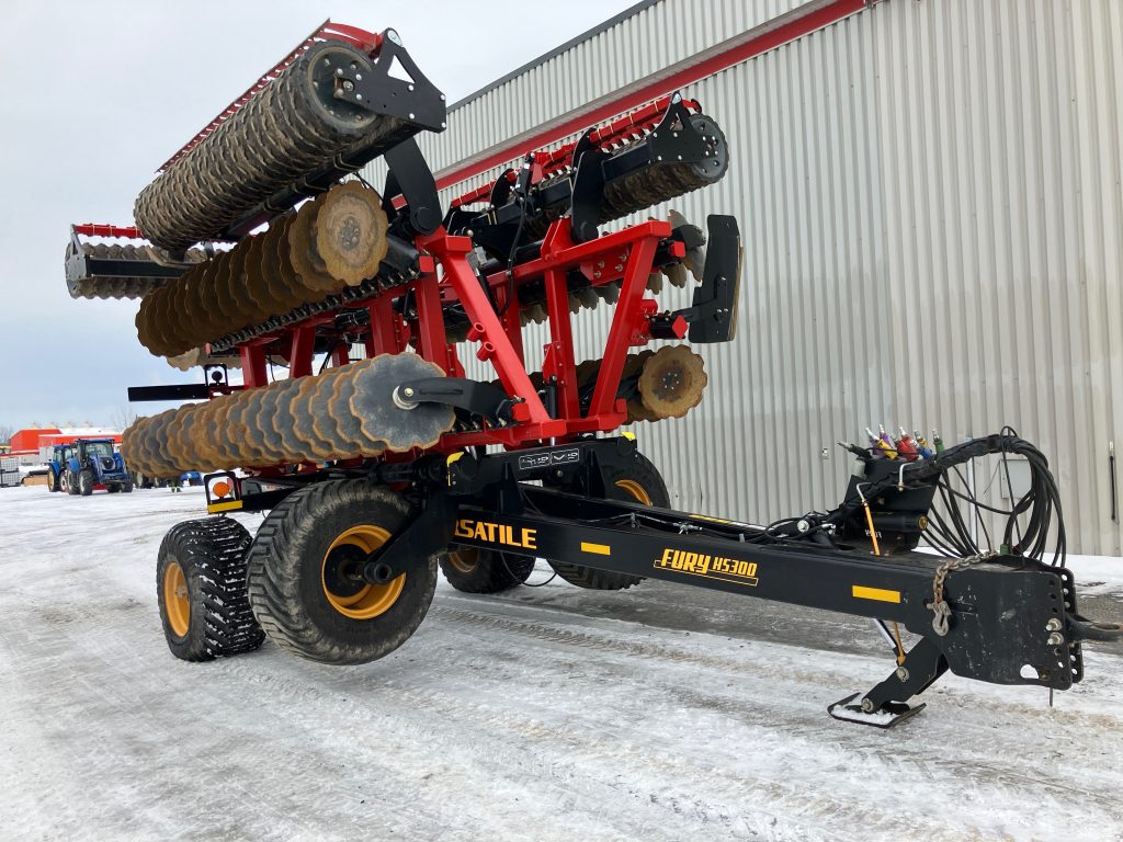 DÉCHAUMEUSE VERSATILE FURY HS 300 EQ0045155