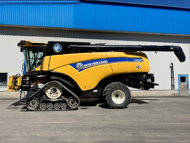 BATTEUSE NEW HOLLAND CX8.90 4X4 EQ0037355