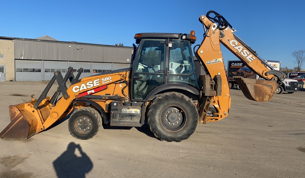 2018 CASE 580SN EQ0027525