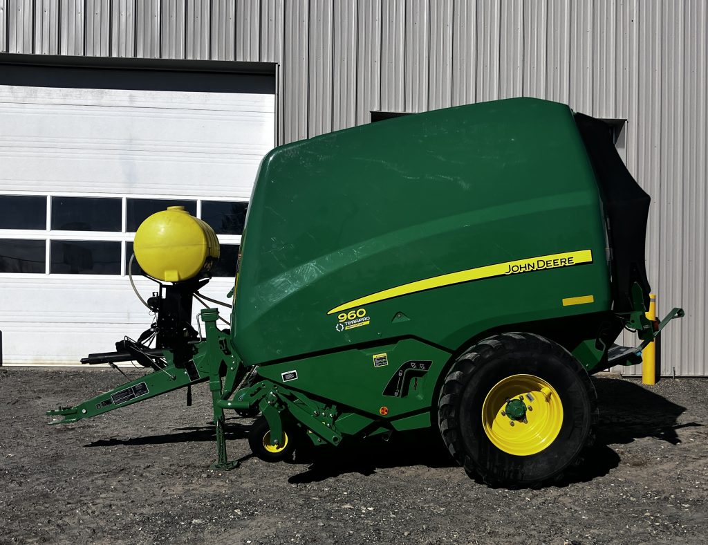 PRESSE À BALLES RONDES JOHN DEERE 960 EQ0037392