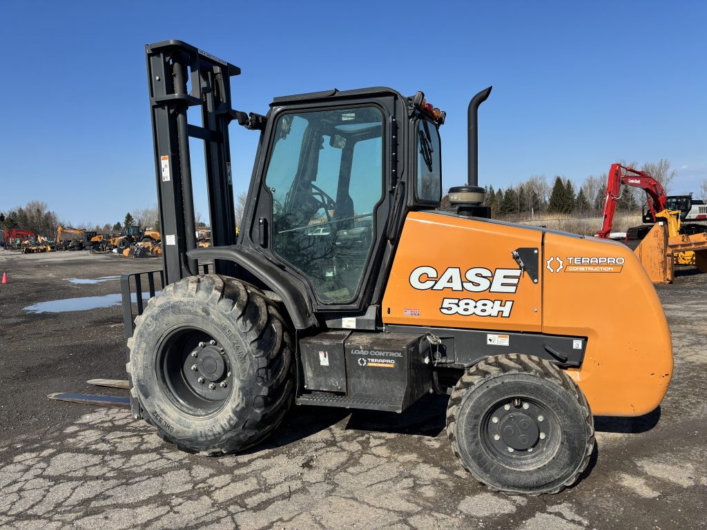 2023 CASE 588H EQ0031845