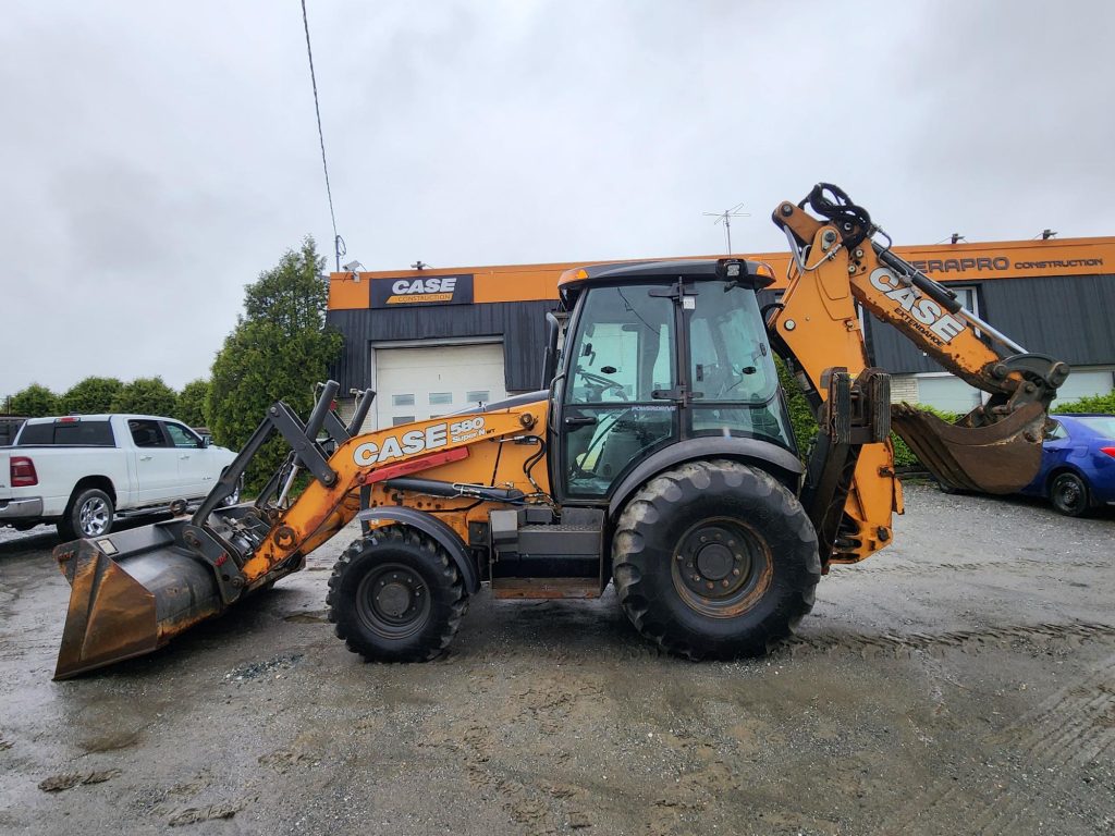 Construction 2019 CASE 580 SN WT EQ0039085 ESTRIE