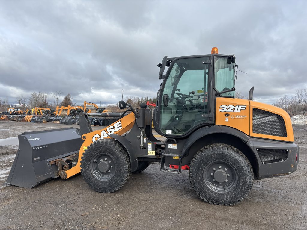 2023 CASE 321F HS  EQ0045171