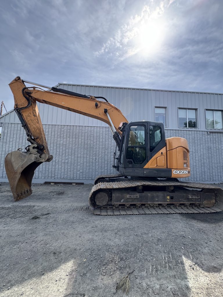 Construction 2021 CASE CX235C EQ0046956 VARENNES