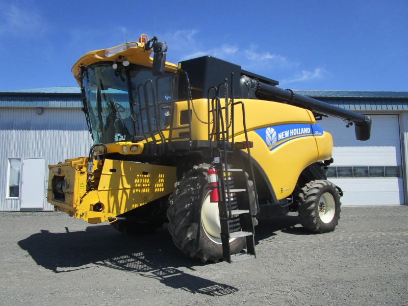 MOISSONNEUSE-BATTEUSE NEW HOLLAND – EQ0046256
